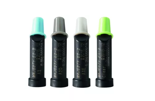 Clearfil Majesty Es-2 Caps C2